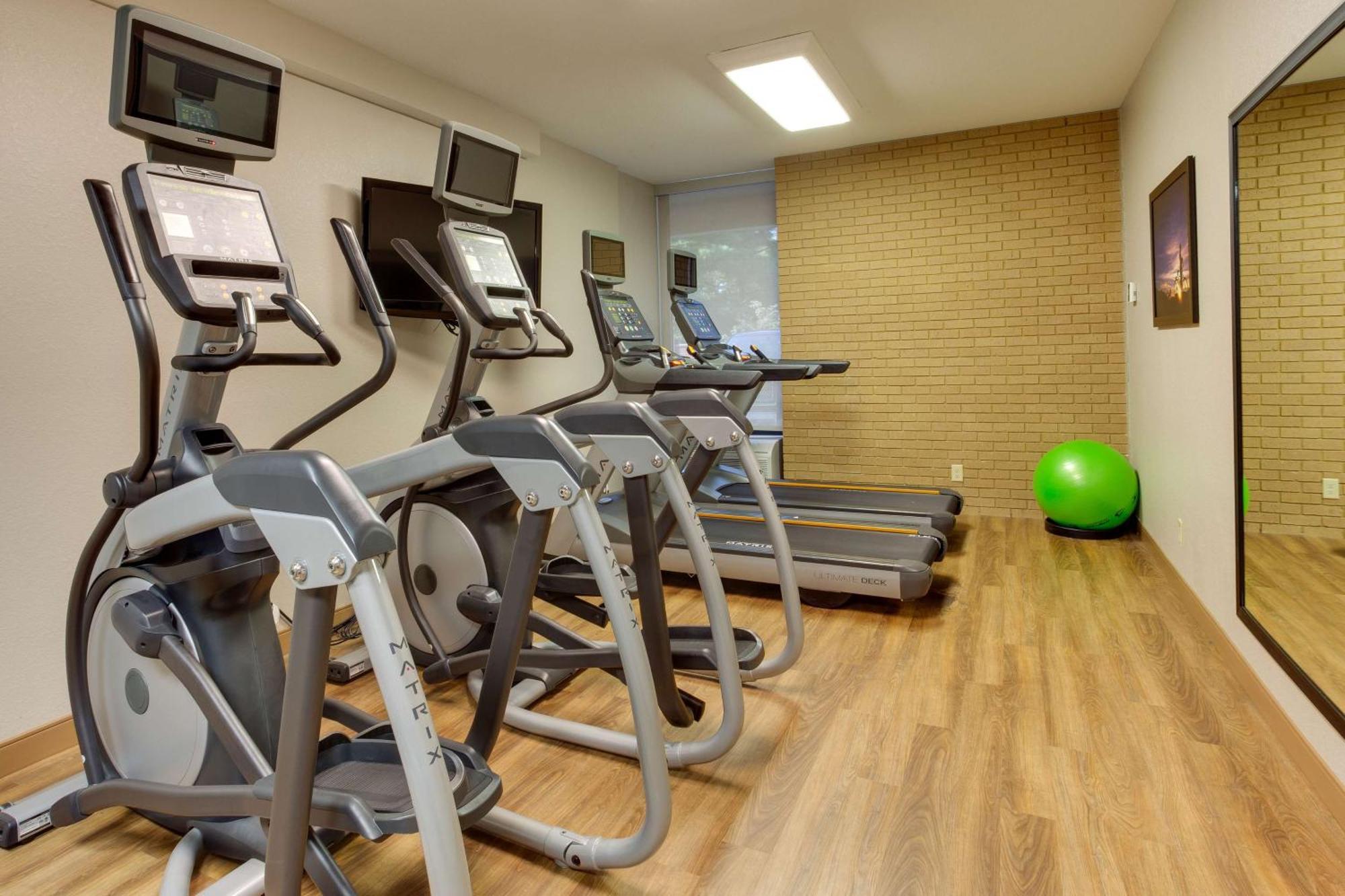 Drury Inn & Suites Louisville East Zewnętrze zdjęcie