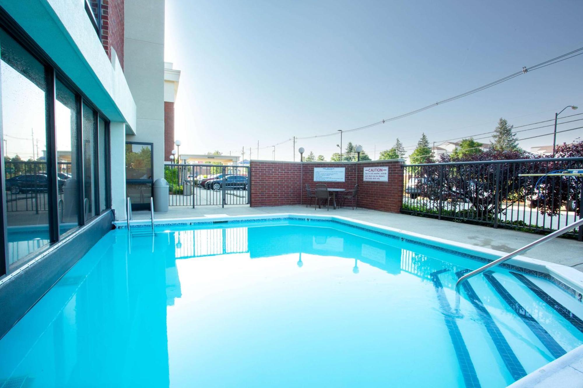Drury Inn & Suites Louisville East Zewnętrze zdjęcie