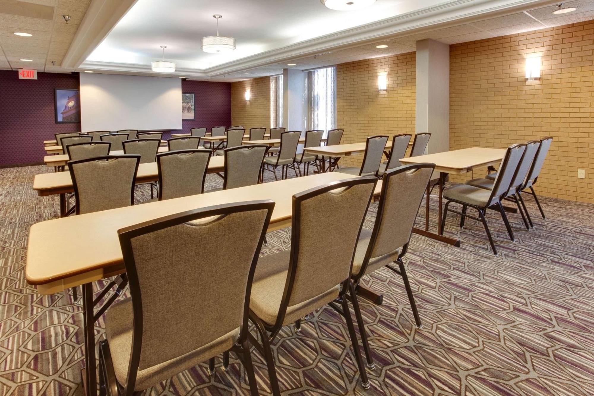 Drury Inn & Suites Louisville East Zewnętrze zdjęcie